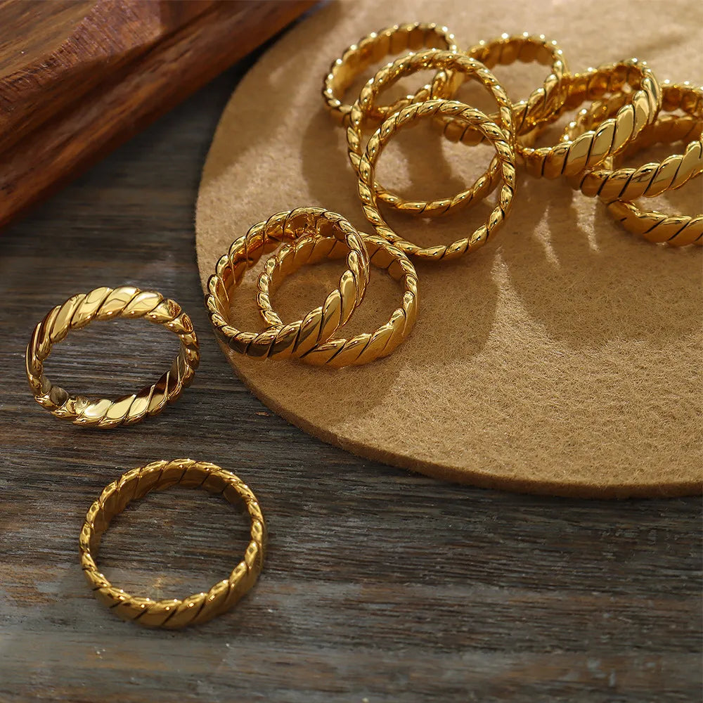 Gold-Plated Titanium Steel Ring | Minimal Everyday Style - QandCo - trending