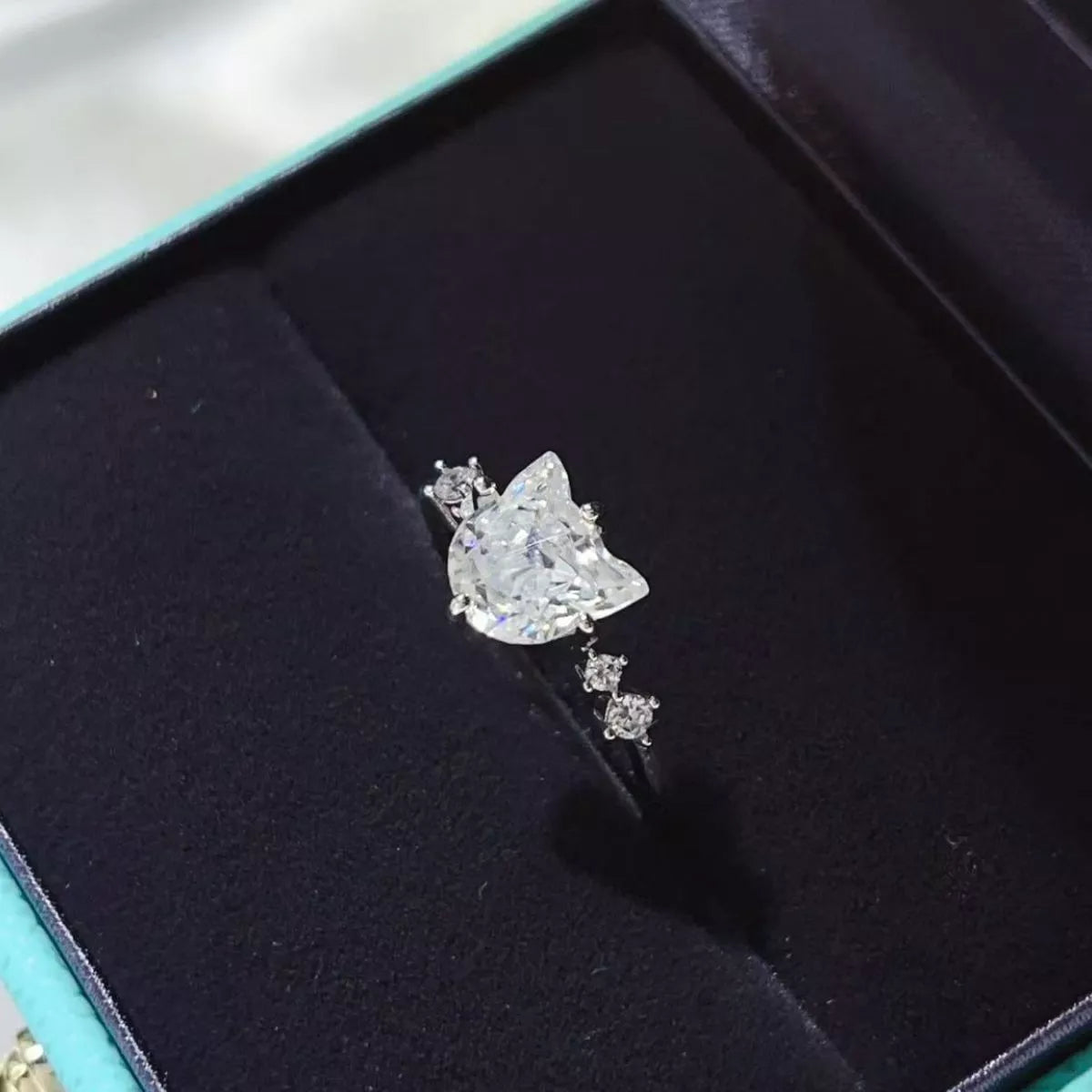 2 Carat Moissanite 925 Sterling Silver Ring - QandCo - trending