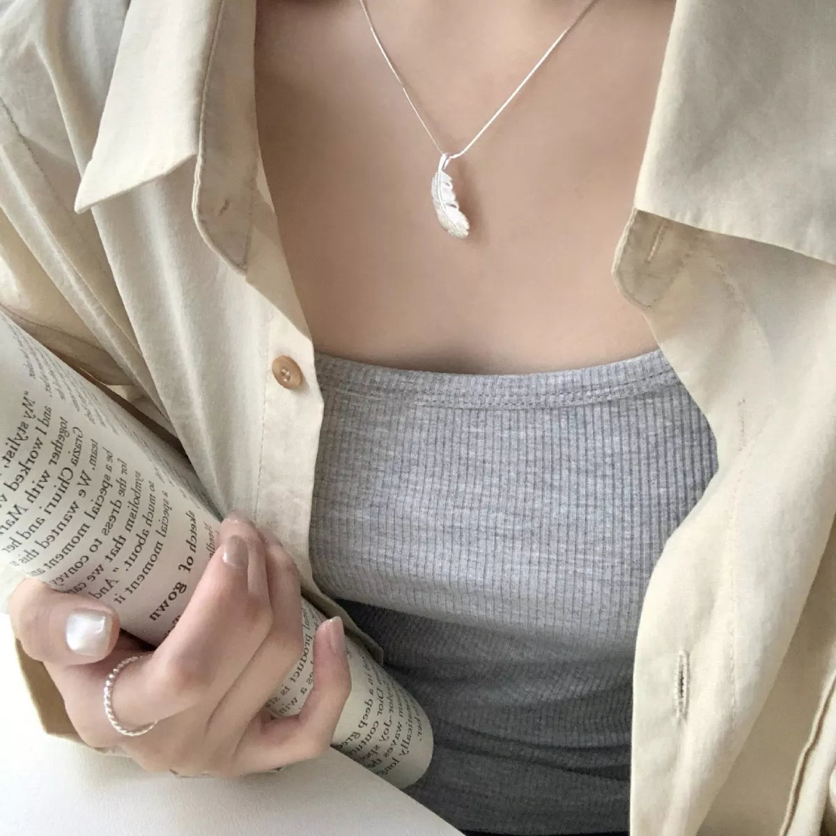 Feather Pendant Necklace – Sterling Silver Jewelry Gift Silver One Size - QandCo - trending