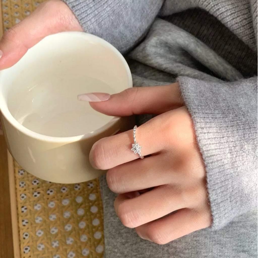 925 Sterling Silver Zircon Flower Open Ring – Elegant Jewelry - QandCo - trending